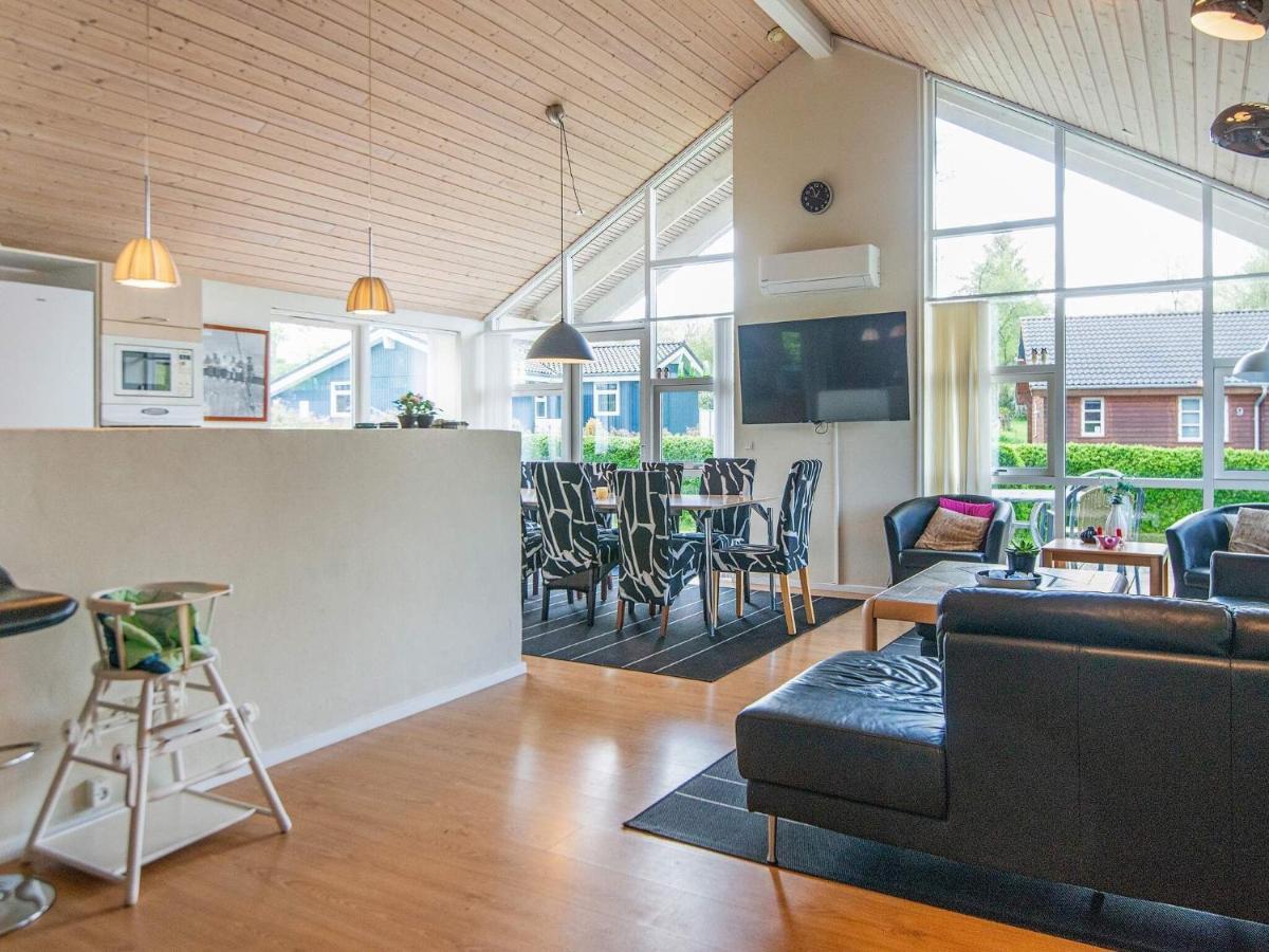 12 Person Holiday Home In Aabenraa Loddenhøj Eksteriør billede